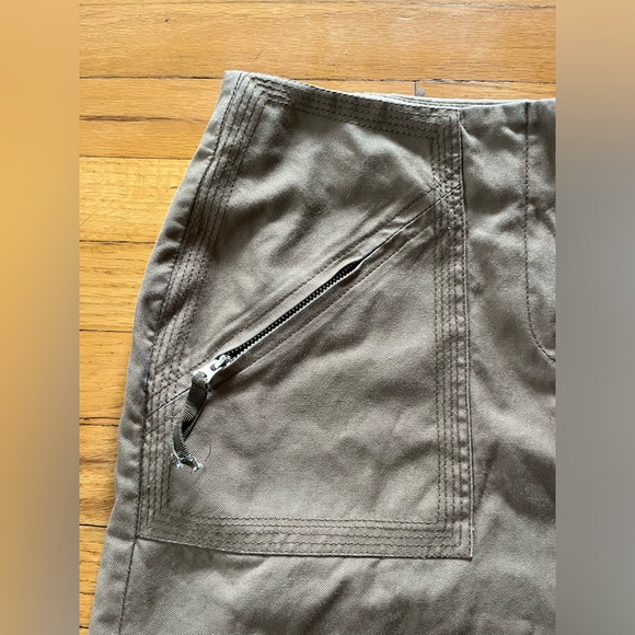 Vince Neutral Cargo Utility Skirt Mini - Picture 2 of 6